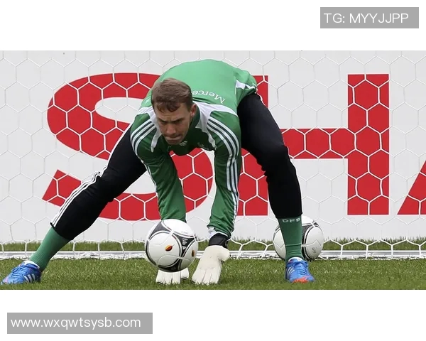 德国足球明星独特头像赏析展现球场上的英姿与魅力